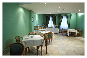 Hotel Lux