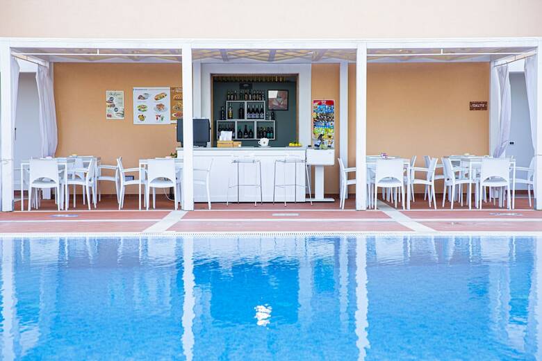 Hotel Punta Nord Est