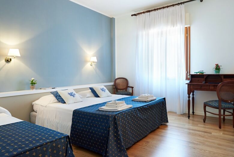 Hotel Punta Nord Est