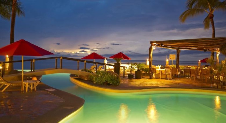 Hotel Plaza Pelicanos Club Beach Resort