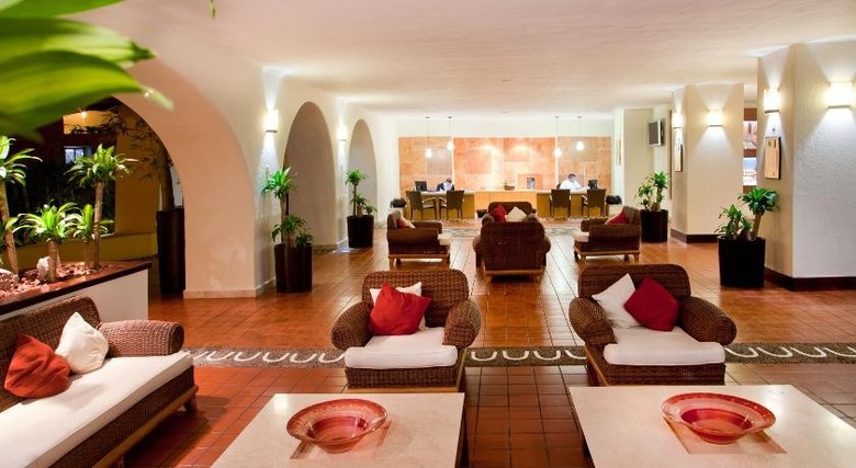 Hotel Plaza Pelicanos Club Beach Resort