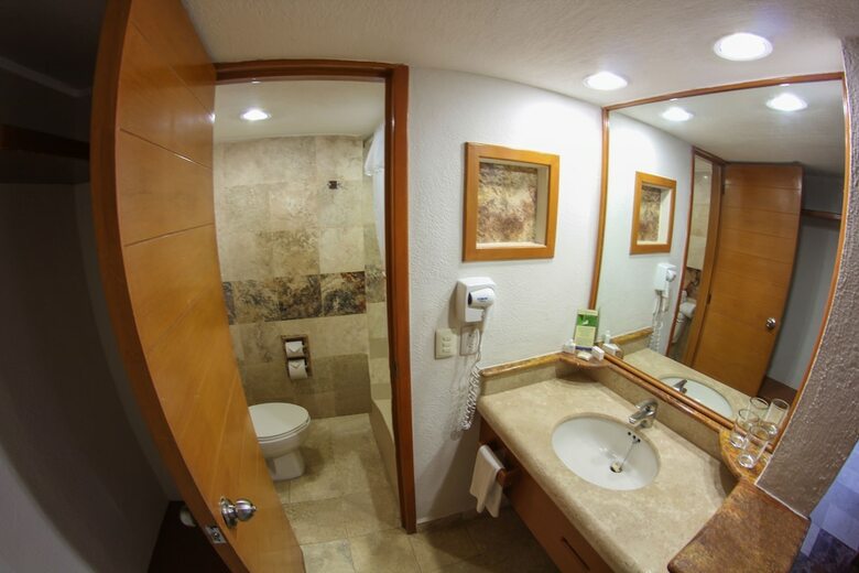 Hotel Plaza Pelicanos Club Beach Resort