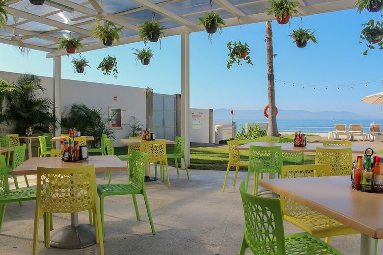 Hotel Plaza Pelicanos Club Beach Resort