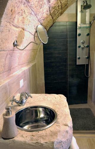 Hostal Abbazia Degli Svevi