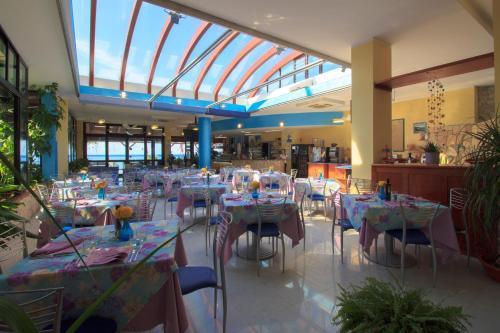 Aparthotel Hotel Village Eden