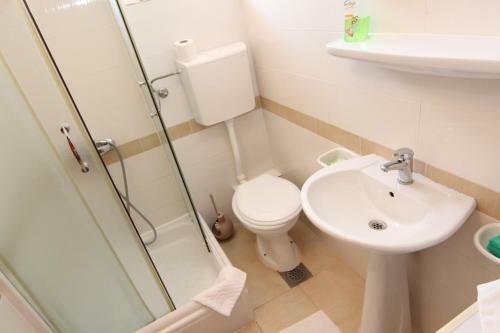 Hostal Guest House Dayana