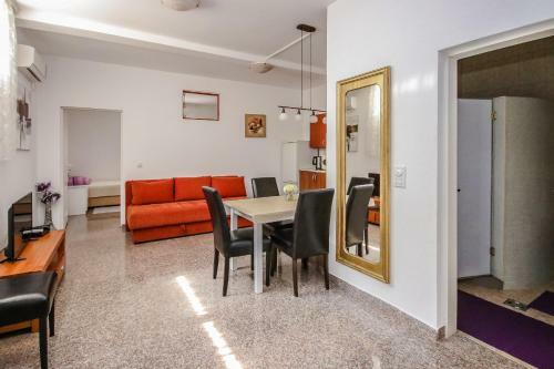 Apartments Tara