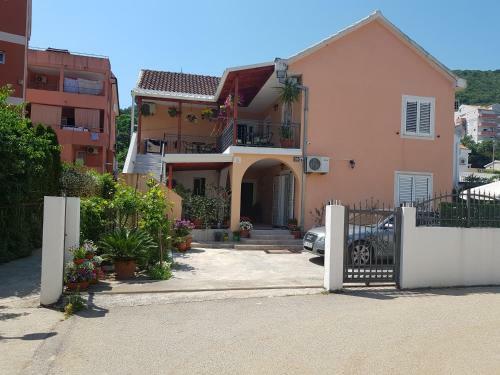 Hostal Sobe Nedovi?