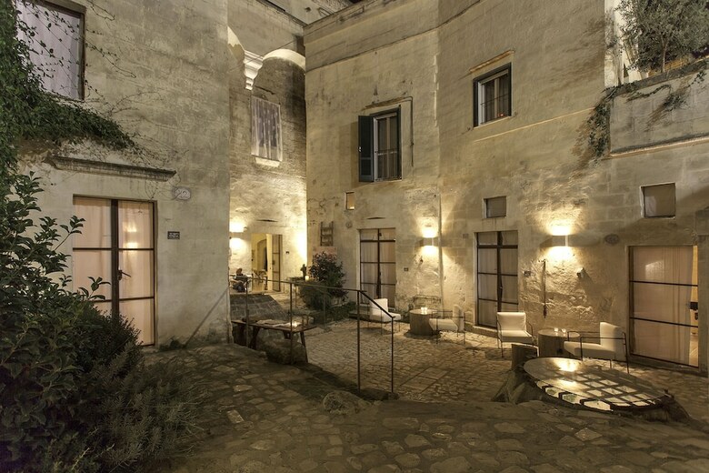 Hostal Corte San Pietro