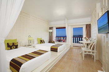 Hotel Aquamarine Resort & Villa