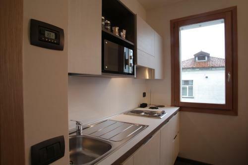Venice Apartments Dante