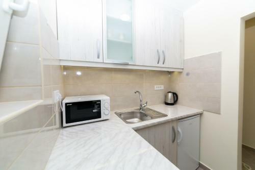 Hostal Milara Apartments
