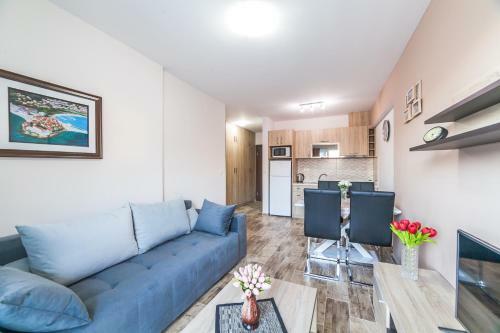 Hostal Milara Apartments