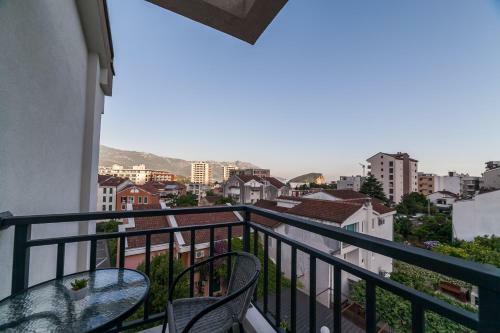 Hostal Milara Apartments