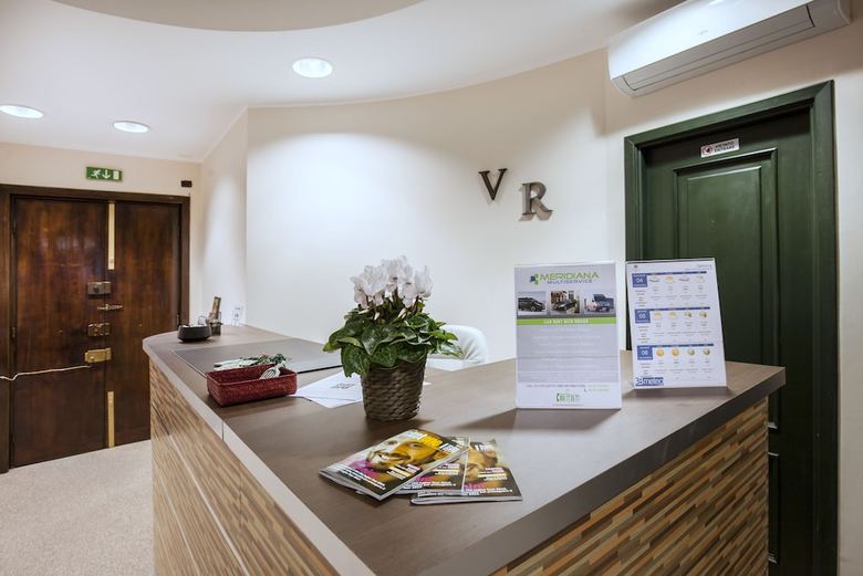 Hostal Vittoria Rooms