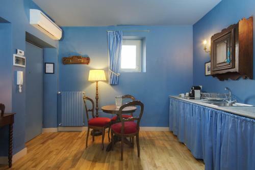 Porta Palace Apartments