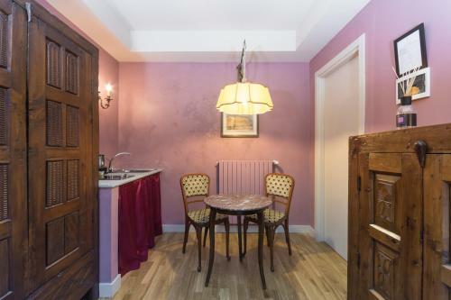 Porta Palace Apartments