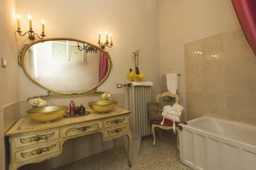 Hostal Piazza Venezia Le Camere