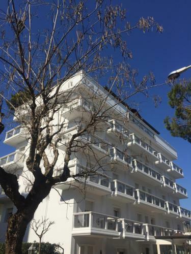 Apartamento Hotel Residence Veliero