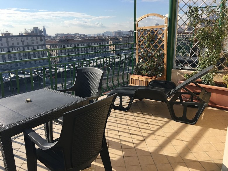 Hostal Top Floor