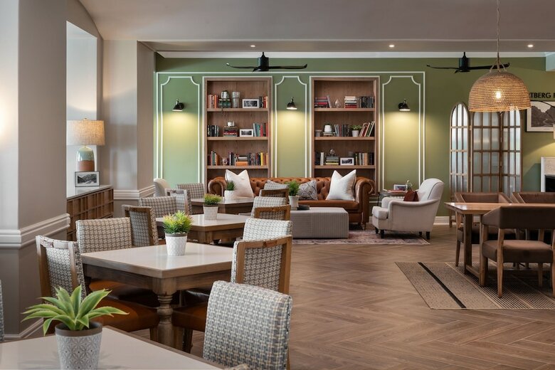 Hotel Protea King George