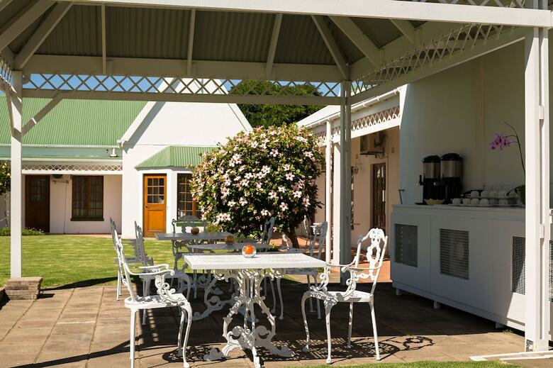 Hotel Protea King George