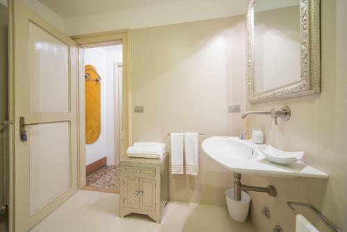 Hostal Corte Realdi Luxury Rooms