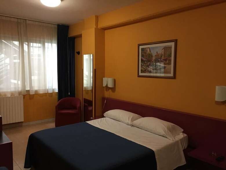 Cristal Hotel