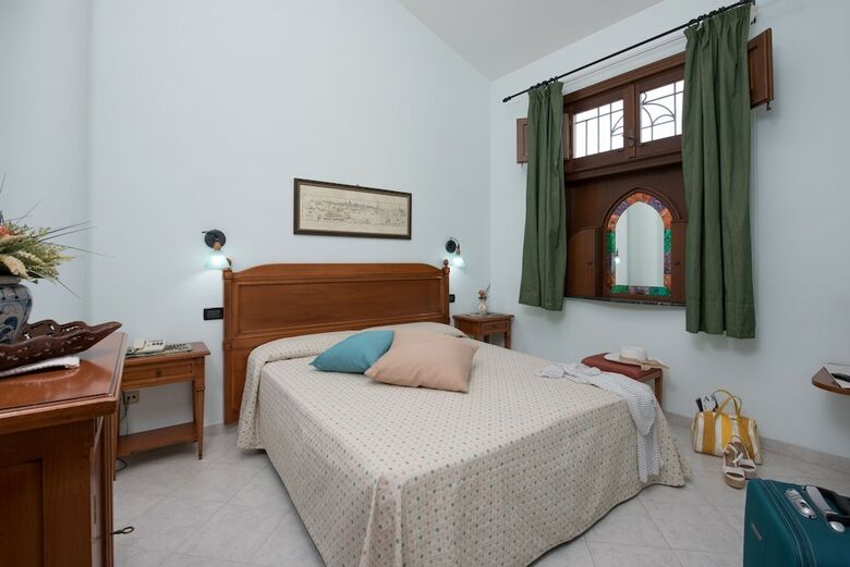 Hotel Mediterraneo
