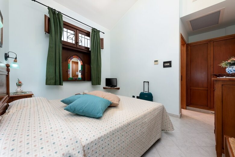 Hotel Mediterraneo