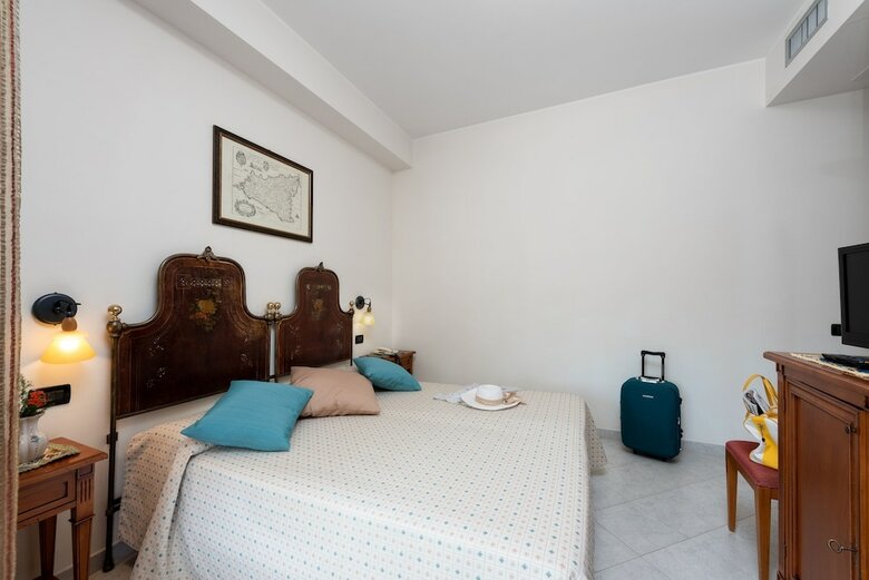Hotel Mediterraneo