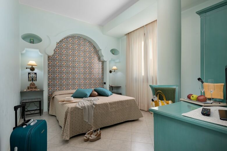 Hotel Mediterraneo