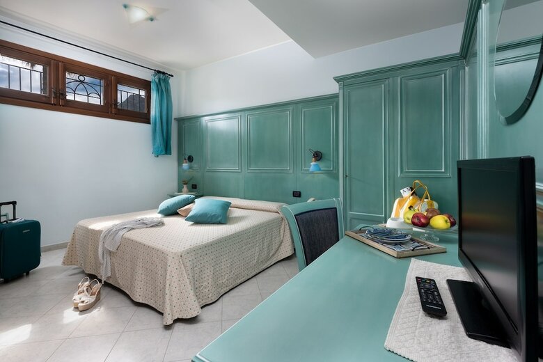 Hotel Mediterraneo