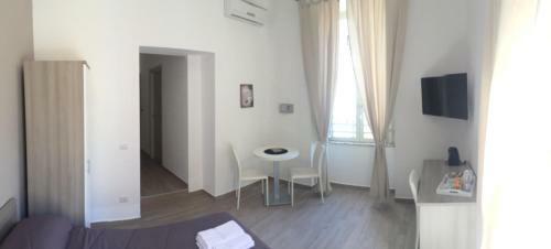 Hostal B&B Funikuli Funikula