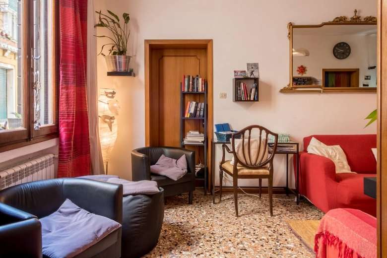 Albergue The Academy