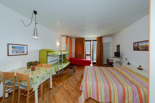 Antares Apartments