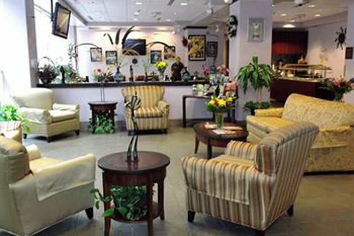 Hotel Quality Inn & Suites
