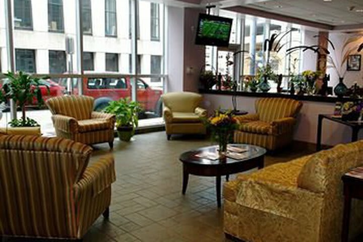 Hotel Quality Inn & Suites