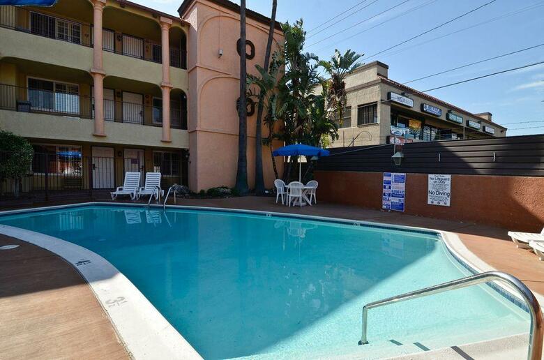 Hotel Rodeway Inn Convention Center