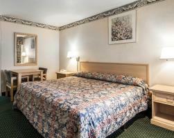 Hotel Rodeway Inn