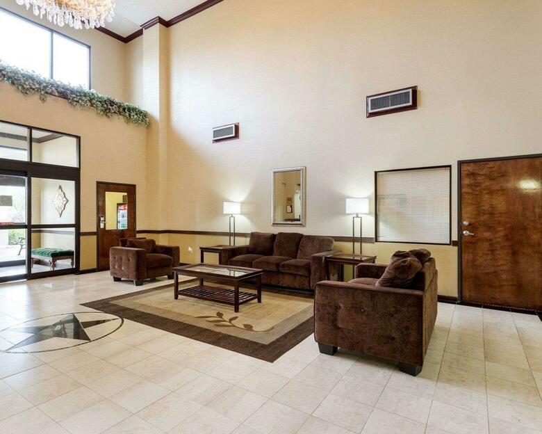 Hotel Comfort Suites Houston Bush Intercontinental
