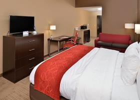 Hotel Comfort Suites East