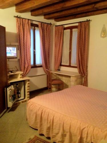 Hostal Ca'nova Alloggi