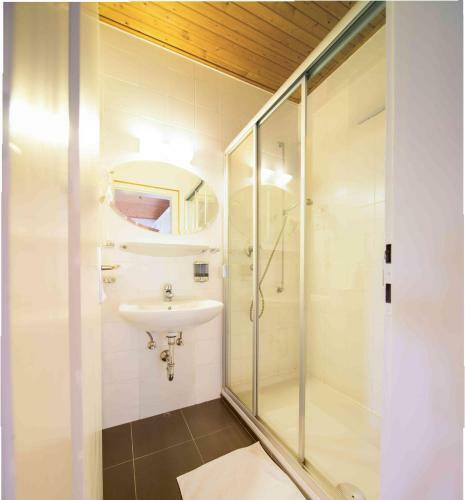 Hotel Pension An Der Linde