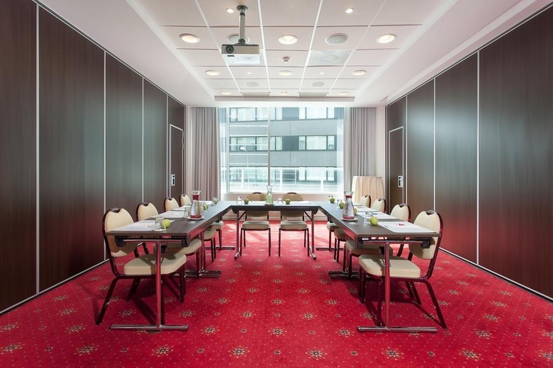 Park Inn By Radisson Meriton Conference & Spa Hotel Tallinn