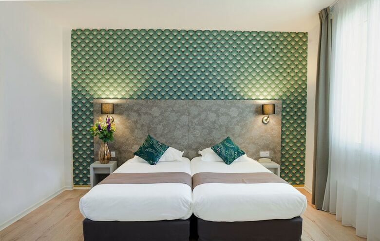 Hotel Bristol
