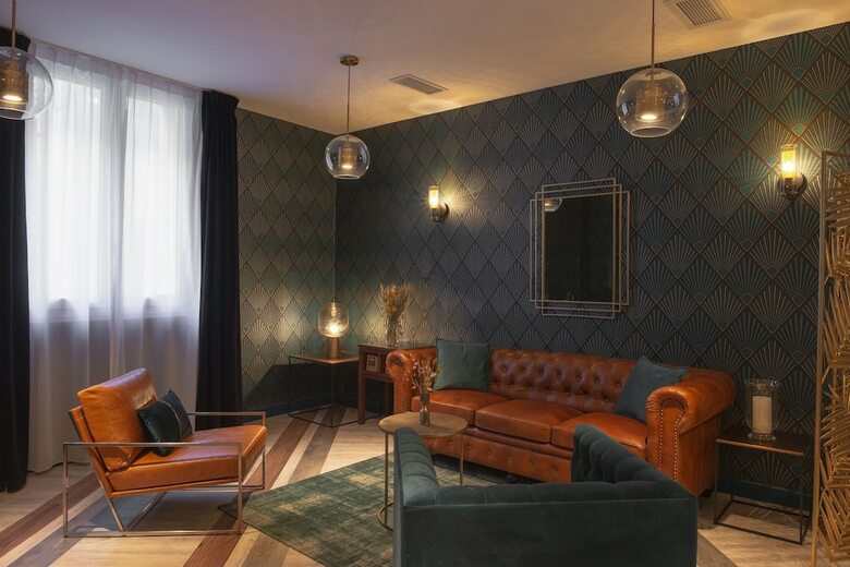 Hotel Bristol