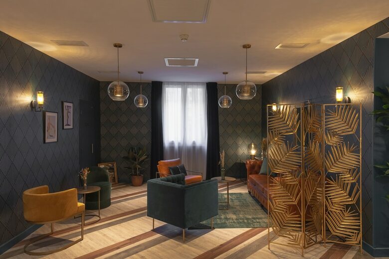 Hotel Bristol