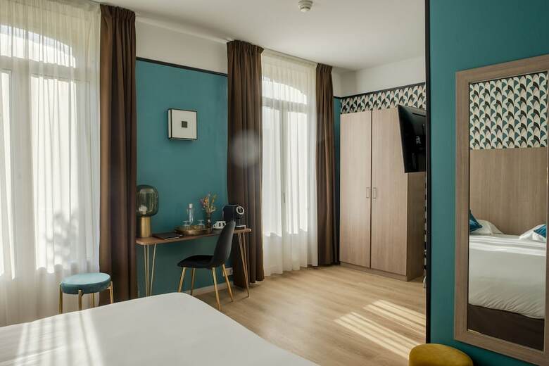 Hotel Bristol