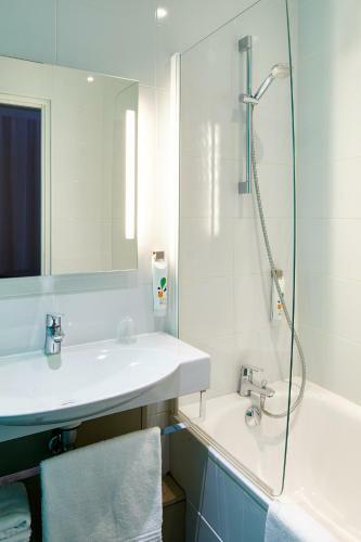Hotel Ibis Styles Bayonne Gare Centre